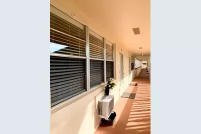 116 Canterbury E, West Palm Beach, FL 33417 - Photo 3