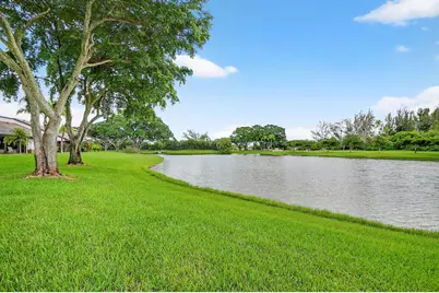 5710 Parkwalk Circle E, Boynton Beach, FL 33472 - Photo 27