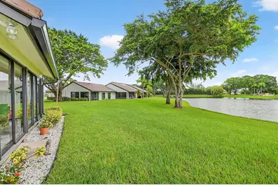 5710 Parkwalk Circle E, Boynton Beach, FL 33472 - Photo 25