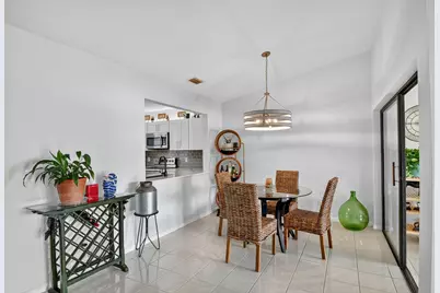 5710 Parkwalk Circle E, Boynton Beach, FL 33472 - Photo 13