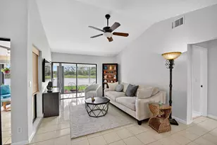 5710 Parkwalk Cir E, Boynton Beach, FL 33472 - Photo 13