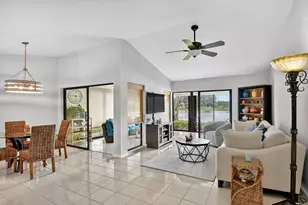 5710 Parkwalk Cir E, Boynton Beach, FL 33472 - Photo 11