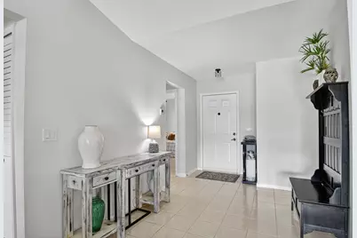 5710 Parkwalk Circle E, Boynton Beach, FL 33472 - Photo 7