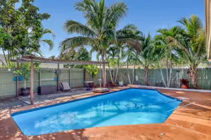 10404 Carmen Ln, Royal Palm Beach, FL 33411 - Photo 35