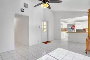 10404 Carmen Ln, Royal Palm Beach, FL 33411 - Photo 11