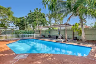 10404 Carmen Ln, Royal Palm Beach, FL 33411 - Photo 39