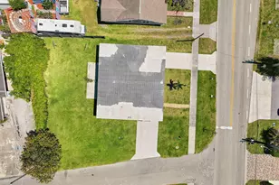 1400 Binney Dr, Fort Pierce, FL 34949 - Photo 85