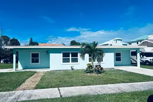 1400 Binney Dr, Fort Pierce, FL 34949 - Photo 1