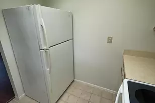 1550 SE Royal Green Cir, Port Saint Lucie, FL 34952 - Photo 5