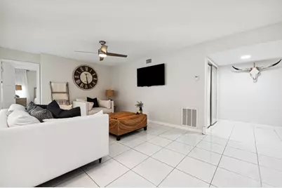 6029 Parkwalk Drive, Boynton Beach, FL 33472 - Photo 5