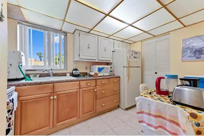 368 Lake Frances Drive, West Palm Beach, FL 33411 - Photo 7