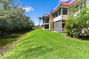 368 Lake Frances Dr, West Palm Beach, FL 33411 - Photo 19