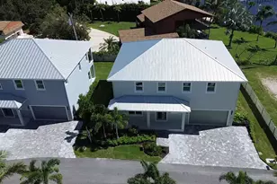 1013 NE Orange Ave, Jensen Beach, FL 34957 - Photo 3