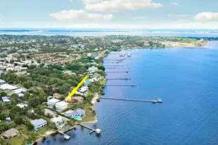 1013 NE Orange Ave, Jensen Beach, FL 34957 - Photo 17