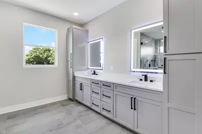 1023 NE Orange Avenue, Jensen Beach, FL 34957 - Photo 21