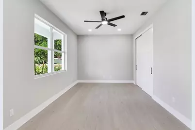 1023 NE Orange Avenue, Jensen Beach, FL 34957 - Photo 37