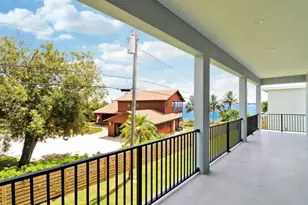 1023 NE Orange Ave, Jensen Beach, FL 34957 - Photo 35