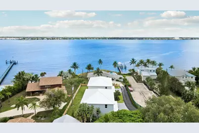 1023 NE Orange Avenue, Jensen Beach, FL 34957 - Photo 9