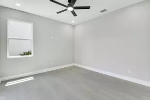 1023 NE Orange Ave, Jensen Beach, FL 34957 - Photo 37
