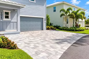 1023 NE Orange Ave, Jensen Beach, FL 34957 - Photo 1
