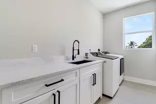 1023 NE Orange Ave, Jensen Beach, FL 34957 - Photo 33