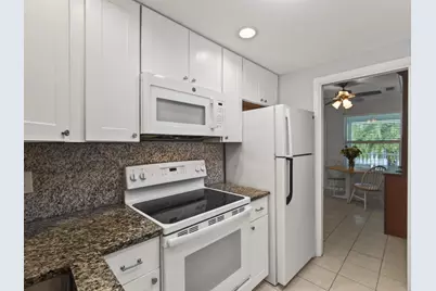 1820 S Ocean Boulevard 2B, Delray Beach, FL 33483 - Photo 5