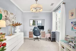 130 Canterbury Pl, Royal Palm Beach, FL 33414 - Photo 15