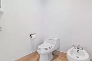 18101 Collins Ave, Sunny Isles Beach, FL 33160 - Photo 29