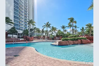 18101 Collins Avenue #401, Sunny Isles Beach, FL 33160 - Photo 57