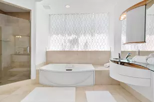 18101 Collins Ave, Sunny Isles Beach, FL 33160 - Photo 25
