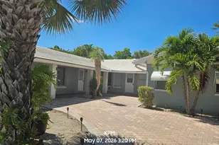 115 Bravado Ln, Palm Beach Shores, FL 33404 - Photo 1