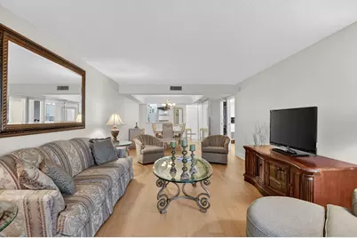 23249 Barwood Lane N #405, Boca Raton, FL 33428 - Photo 15