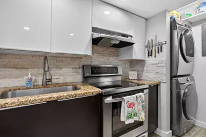 721 SE 1 Way #C11, Deerfield Beach, FL 33441 - Photo 9