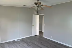 83 Flores Del Norte, Fort Pierce, FL 34951 - Photo 19