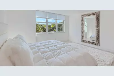 1147 Hillsboro Mile #504, Pompano Beach, FL 33062 - Photo 19