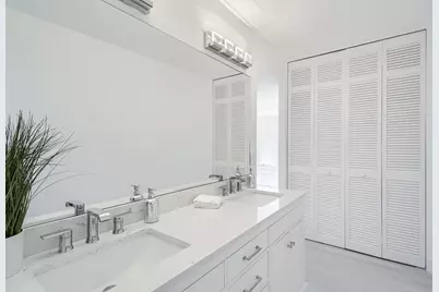 1147 Hillsboro Mile #504, Pompano Beach, FL 33062 - Photo 23