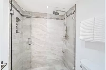 1147 Hillsboro Mile #504, Pompano Beach, FL 33062 - Photo 25