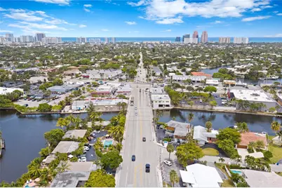 2200 NE 26th Street, Wilton Manors, FL 33305 - Photo 5