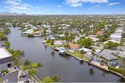2200 NE 26th Street, Wilton Manors, FL 33305 - Photo 7