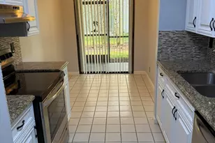 12628 Shoreline Dr, Wellington, FL 33414 - Photo 9