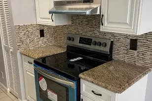 12628 Shoreline Dr, Wellington, FL 33414 - Photo 7