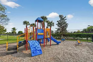 2205 SW Newport Isles Blvd, Port Saint Lucie, FL 34953 - Photo 91