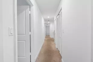 4407 Hemlock Dr, Riviera Beach, FL 33410 - Photo 21