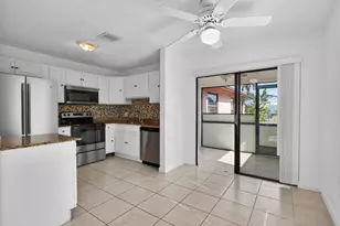 2548 Ida Way, West Palm Beach, FL 33415 - Photo 13