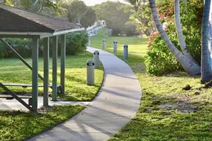 288 Seabreeze Cir, Jupiter, FL 33477 - Photo 35