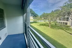 69 Dorset B, Boca Raton, FL 33434 - Photo 13