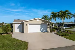 3116 8th Hole Dr, Port Saint Lucie, FL 34952 - Photo 5