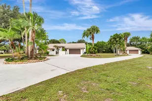 6725 Katherine Rd, West Palm Beach, FL 33413 - Photo 5