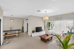 215 N Seacrest Cir, Delray Beach, FL 33444 - Photo 9