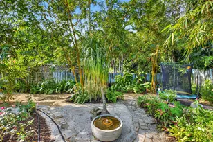 215 N Seacrest Cir, Delray Beach, FL 33444 - Photo 29